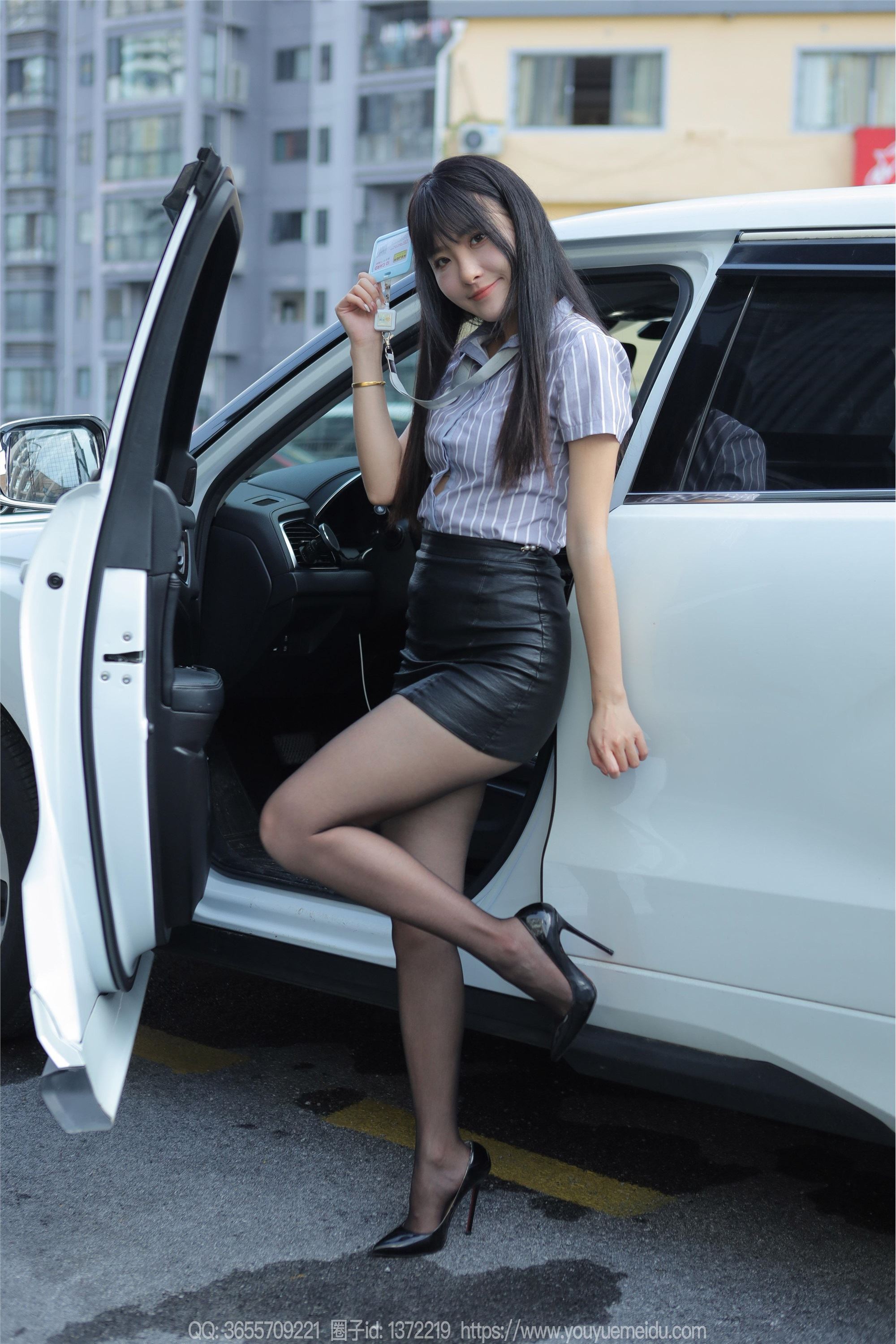 IESS异思趣向  2024.01.29 丝享家 1650 婉萍《超短皮裙》